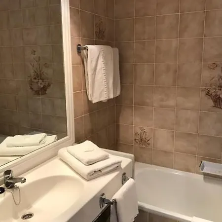 Resort Miraflores 4*