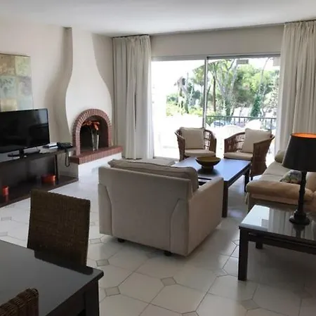 Miraflores Resort
