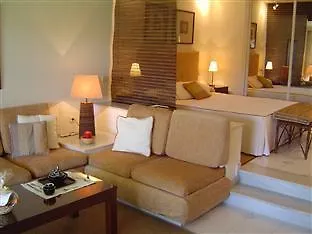 Semesteranläggning (resort) Miraflores 4*